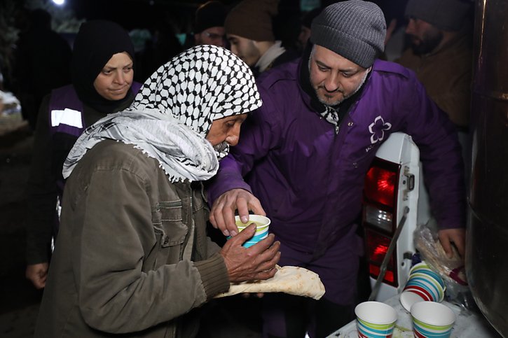 Si l'aide internationale a rapidement été acheminée en Turquie après le séisme, les organisations humanitaires ont été confrontées à d'importantes difficultés pour apporter du soutien à la population syrienne, en particulier dans la zone rebelle d'Idleb (nord-ouest) (photo). © KEYSTONE/EPA/YAHYA NEMAH