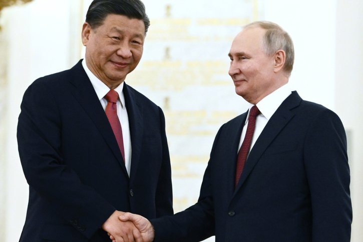 Le dirigeant chinois a dit avoir signé avec son homologue russe un accord pour une "nouvelle ère" dans les relations russo-chinoises. © KEYSTONE/AP/Alexey Maishev