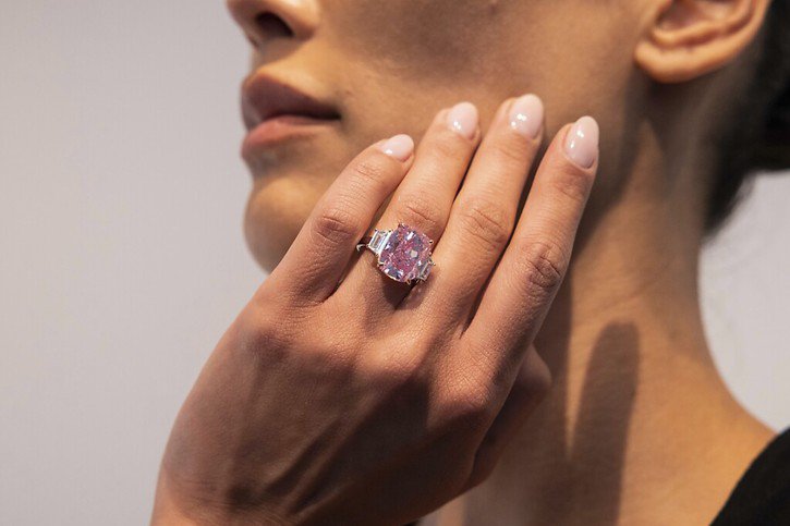 L'Eternal Pink, évalué à quelque 35 millions de dollars, sera vendu aux enchères le 8 juin prochain. © KEYSTONE/AP/Yuki Iwamura