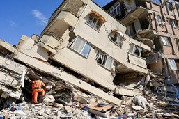 Le séisme a fait 35'000 morts, le Conseil de sécurité se réunit