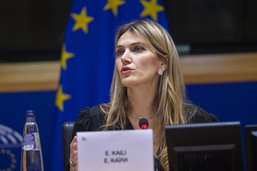La détention des eurodéputés Kaili et Tarabella prolongée