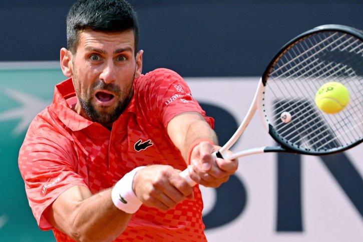 Djokovic estime qu'Alcaraz est le favori no 1 de Roland-Garros © KEYSTONE/EPA/ETTORE FERRARI