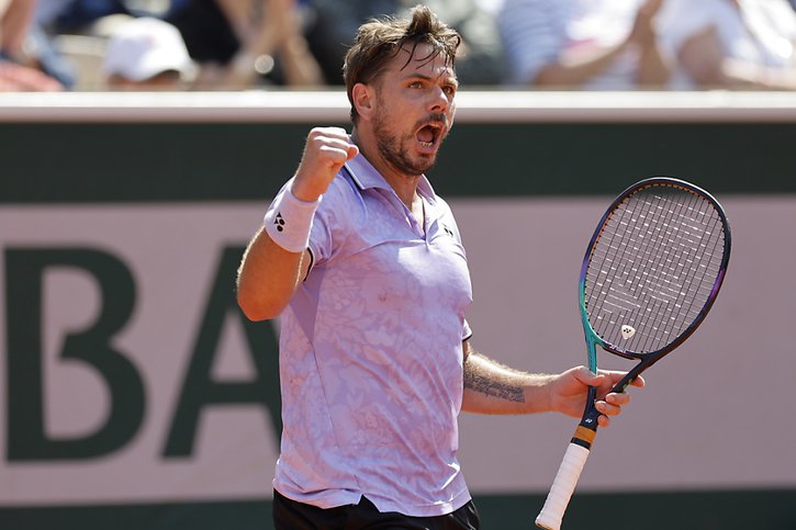 Wawrinka s'est incliné après 4h38' de lutte mercredi © KEYSTONE/AP/Jean-Francois Badias