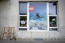 Crazyprices: deux Fribourgeois poursuivent la location de matériel de sport d'hiver