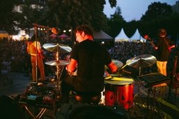 Le trio rock fribourgeois a séduit la foule aux Georges