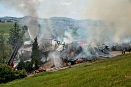Dirlaret: onze veaux morts et une personne légèrement brûlée dans l'incendie d'une ferme