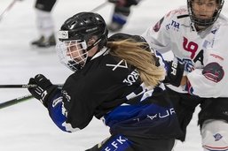 Hockey sur glace féminin: les Fribourgeoises concèdent une nouvelle défaite.