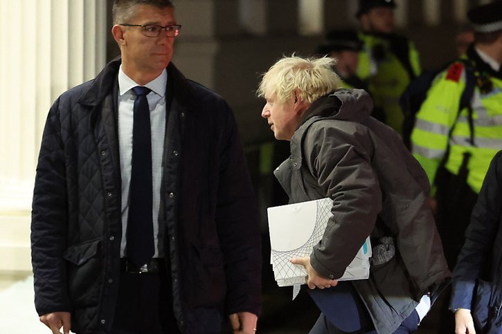 Boris Johnson est arrivé dès 07h00 du matin dans le bâtiment, soit trois heures avant le début de l'audience. © KEYSTONE/EPA/ANDY RAIN
