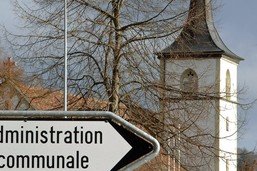 Les départs d'élus communaux se multiplient dans le canton de Fribourg