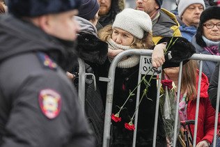 Funérailles de Navalny: des milliers de personnes rassemblées