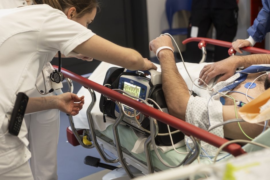 Votations: Pourquoi de nombreux hôpitaux suisses ont-ils mal à leurs finances?
