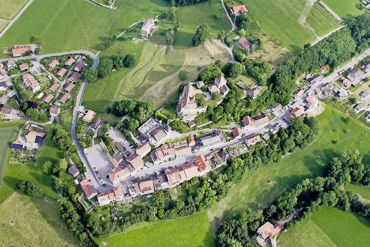 Glâne: La ville de Rue peaufine sa traversée pavée