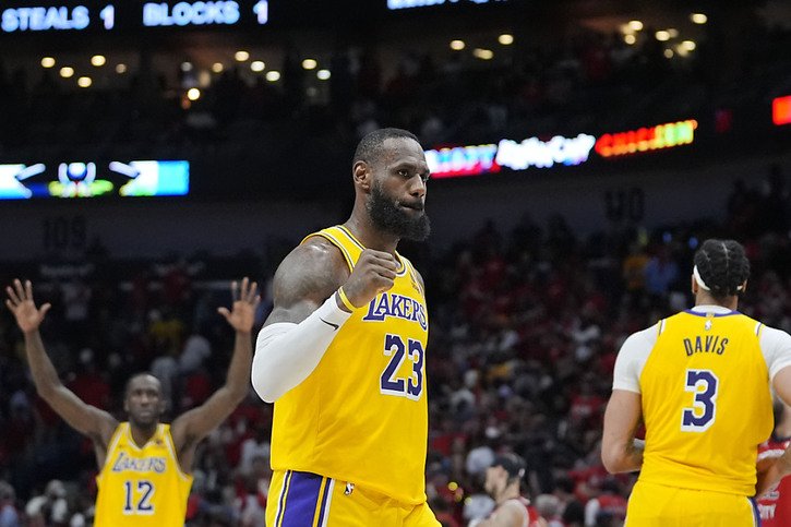 LeBron James et les Lakers de Los Angeles joueront les play-off. © KEYSTONE/AP/Gerald Herbert