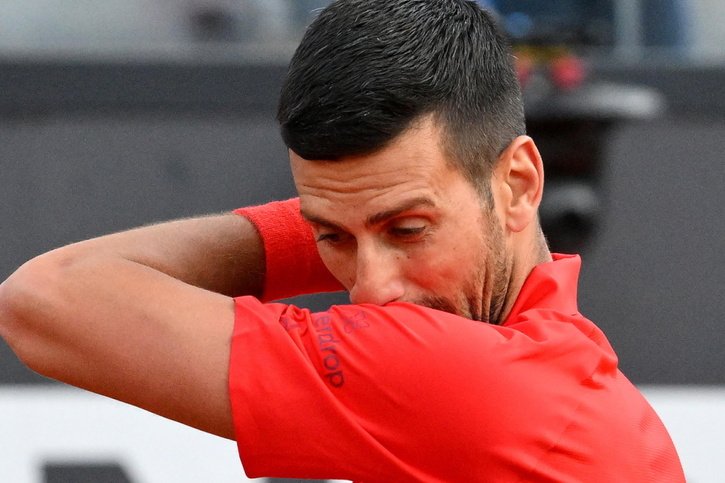 Novak Djokovic: une année 2024 bien sombre jusqu'à présent. © KEYSTONE/EPA/ETTORE FERRARI