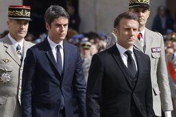 La popularité du premier ministre français en baisse, Macron stable