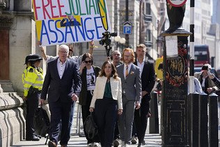 A Londres, une nouvelle audience cruciale pour Julian Assange