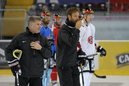 Le 1er entraînement à Gottéron du coach Gerd Zenhäusern